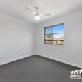 2/8 Lockyer Place, Crestmead, QLD 4132 Australia