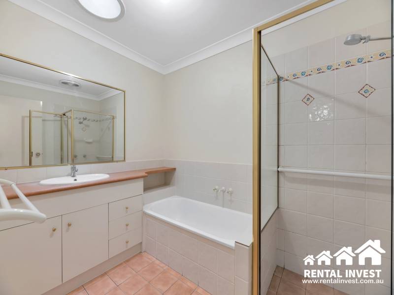 21/15 Parnassus St, Robertson, QLD 4109 Australia