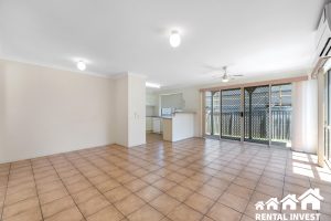 21/15 Parnassus St, Robertson, QLD 4109 Australia