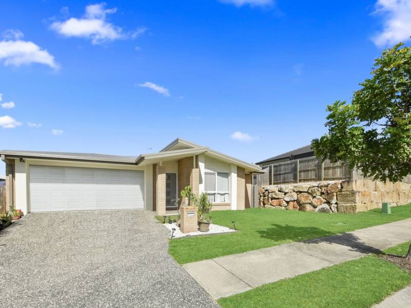 3 Firetail Street, Deebing Heights, QLD 4306 Australia