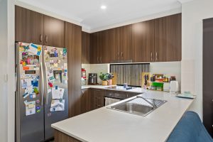 1/33 Bradleys Street, Ripley, QLD 4306 Australia