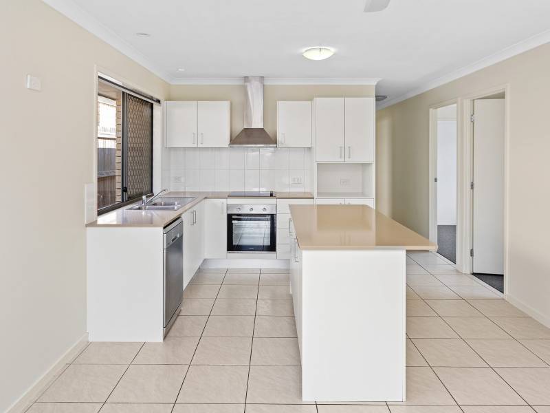 4 Quail Court, REDBANK PLAINS, QLD 4301 AUS