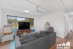 308 Middle Road, MARSDEN, QLD 4132 AUS