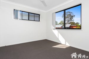 10/15 Ashley Court, KALLANGUR, QLD 4503 AUS