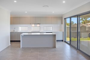 28 Stirling St, Bridgeman Downs, QLD 4035 Australia