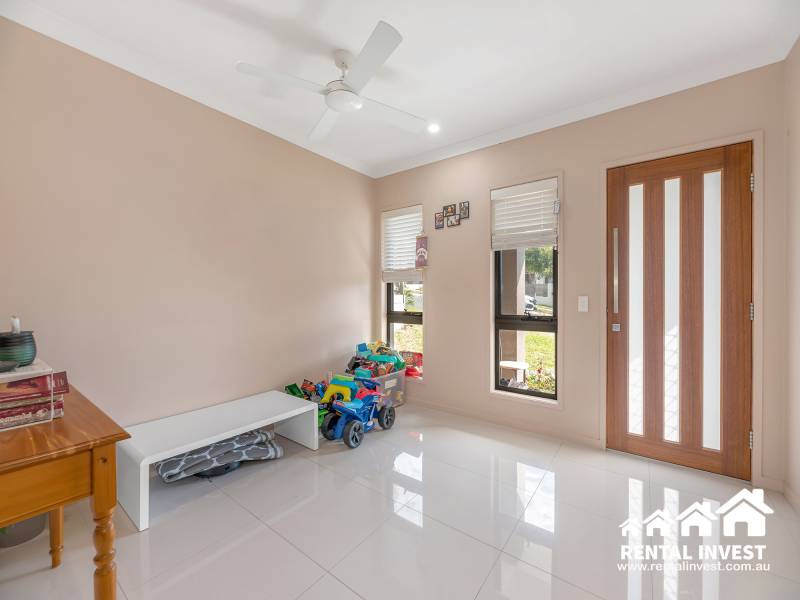 12 James Varghese Street, SPRING MOUNTAIN, QLD 4300 Australia