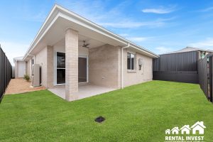 25 Carnarvon Drive, SOUTH RIPLEY, QLD 4306 Australia