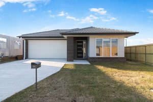 15 Pansy Street, Ripley, QLD 4306 Australia