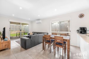 2 Exalt Place, PARK RIDGE, QLD 4125 AUS