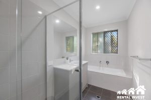 10 Jagera Court, Karalee, QLD 4306 Australia