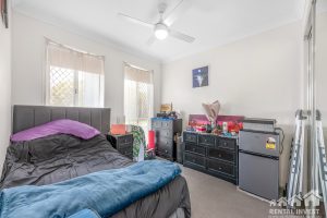 2 Exalt Place, PARK RIDGE, QLD 4125 AUS