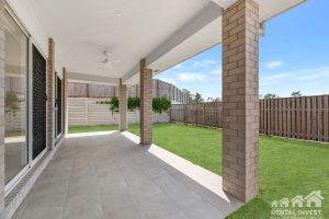 5 Andreas Way, RIPLEY, QLD 4306 AUS