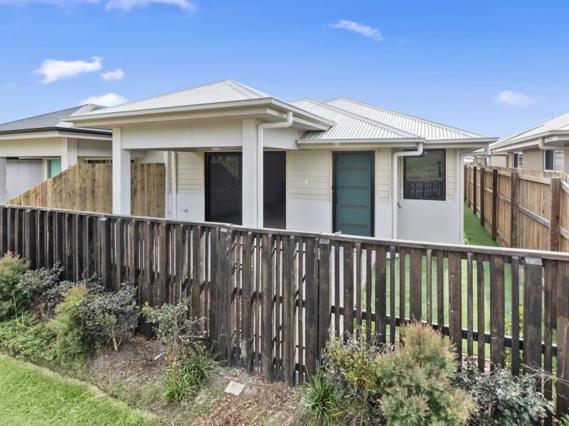 94 Blackberry, Ripley, QLD 4306 Australia