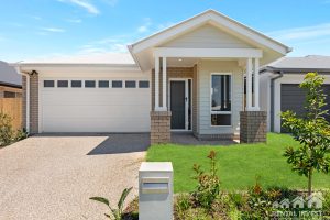 37 Harvey Way, South Ripley, QLD 4306 Australia