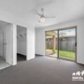 1/8 Lockyer Place, Crestmead, QLD 4132 Australia