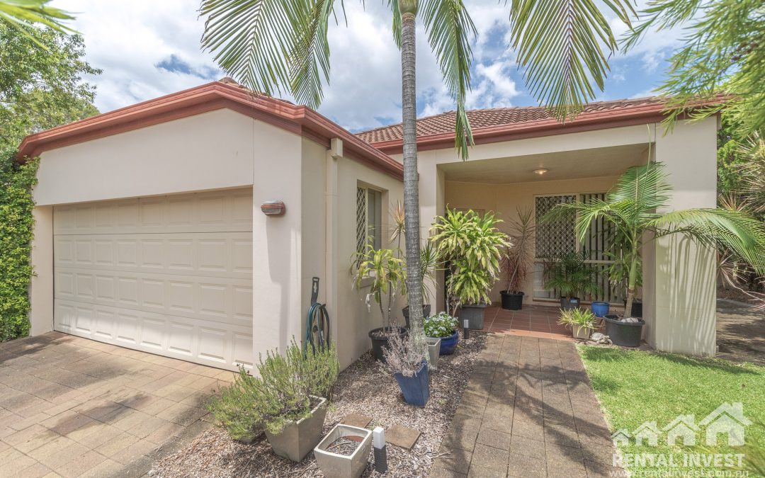 1 Glenalta Place, Robina  QLD  4226