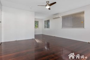 8 Bellhaven Drive, Bundamba, QLD 4304 AUS