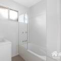8 Bellhaven Drive, Bundamba, QLD 4304 AUS