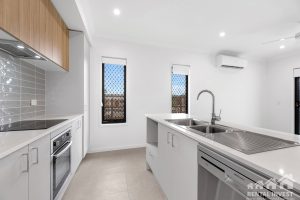 76 Sunny Crescent, Ripley, QLD 4306 Australia