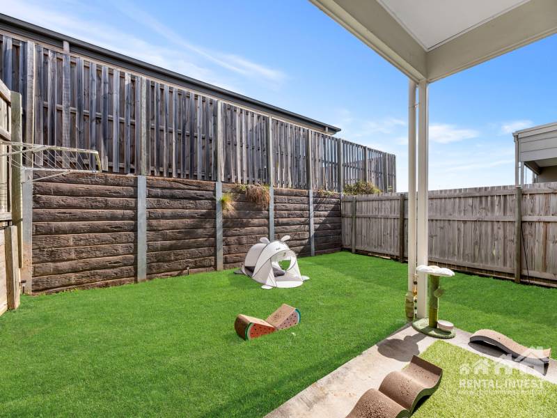 6 Ardie Court, Bellbird Park, QLD 4300 Australia