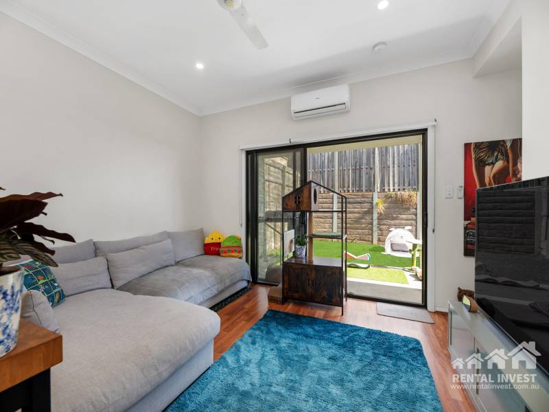6 Ardie Court, Bellbird Park, QLD 4300 Australia