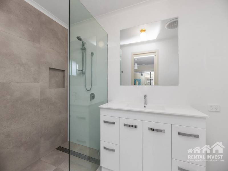9/4 Madsen Place, Southport, QLD 4215 Australia