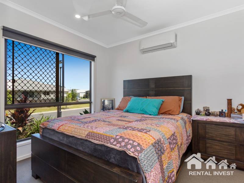 33 Bradleys Street, Ripley, QLD 4306 Australia