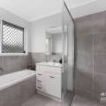 28 Knightsbridge Drive, Chuwar, QLD 4306 Australia