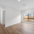 39 Edgeview Way, FLINDERS VIEW, QLD 4305 Australia