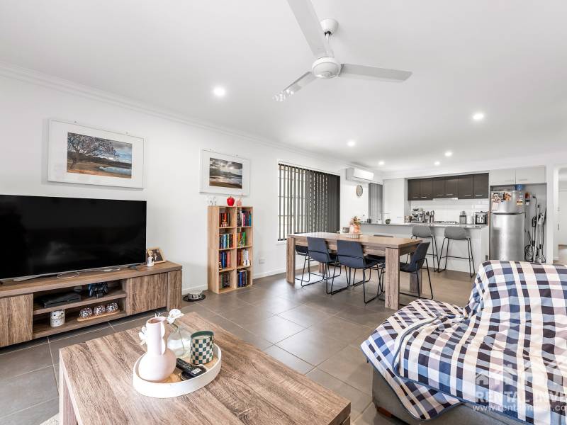 93 Daydream Crescent, Springfield Lakes, QLD 4300 Australia