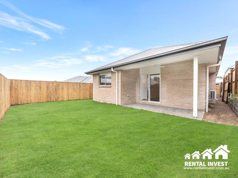 42 Sunny Crescent, RIPLEY, QLD 4306 Australia