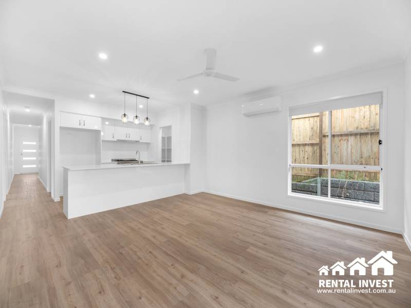 42 Sunny Crescent, RIPLEY, QLD 4306 Australia