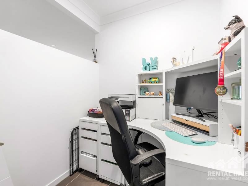 93 Daydream Crescent, Springfield Lakes, QLD 4300 Australia